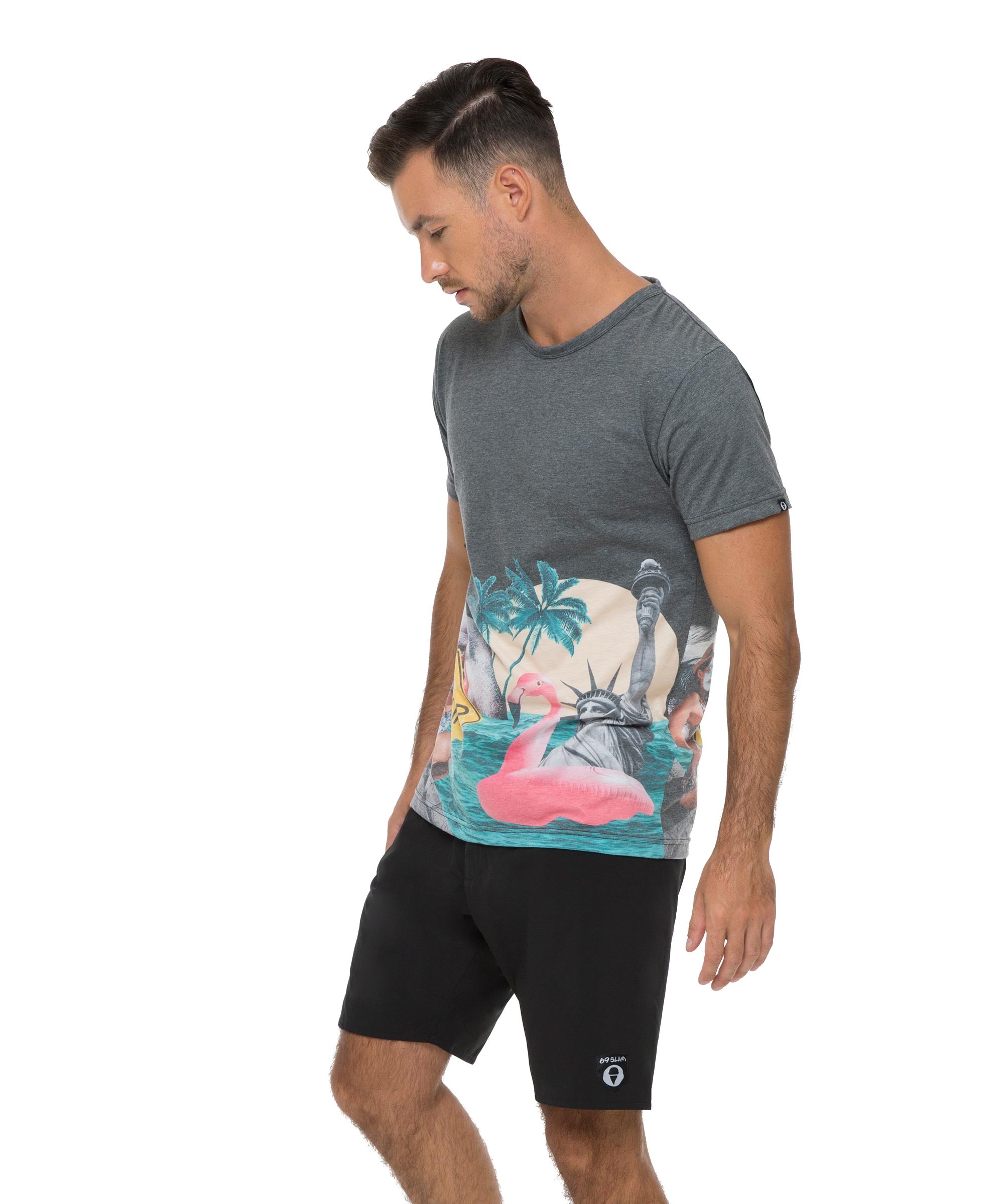 MEN FLOATIES AREA HANS S/S PRINTED RASH TEE PLACEMENT